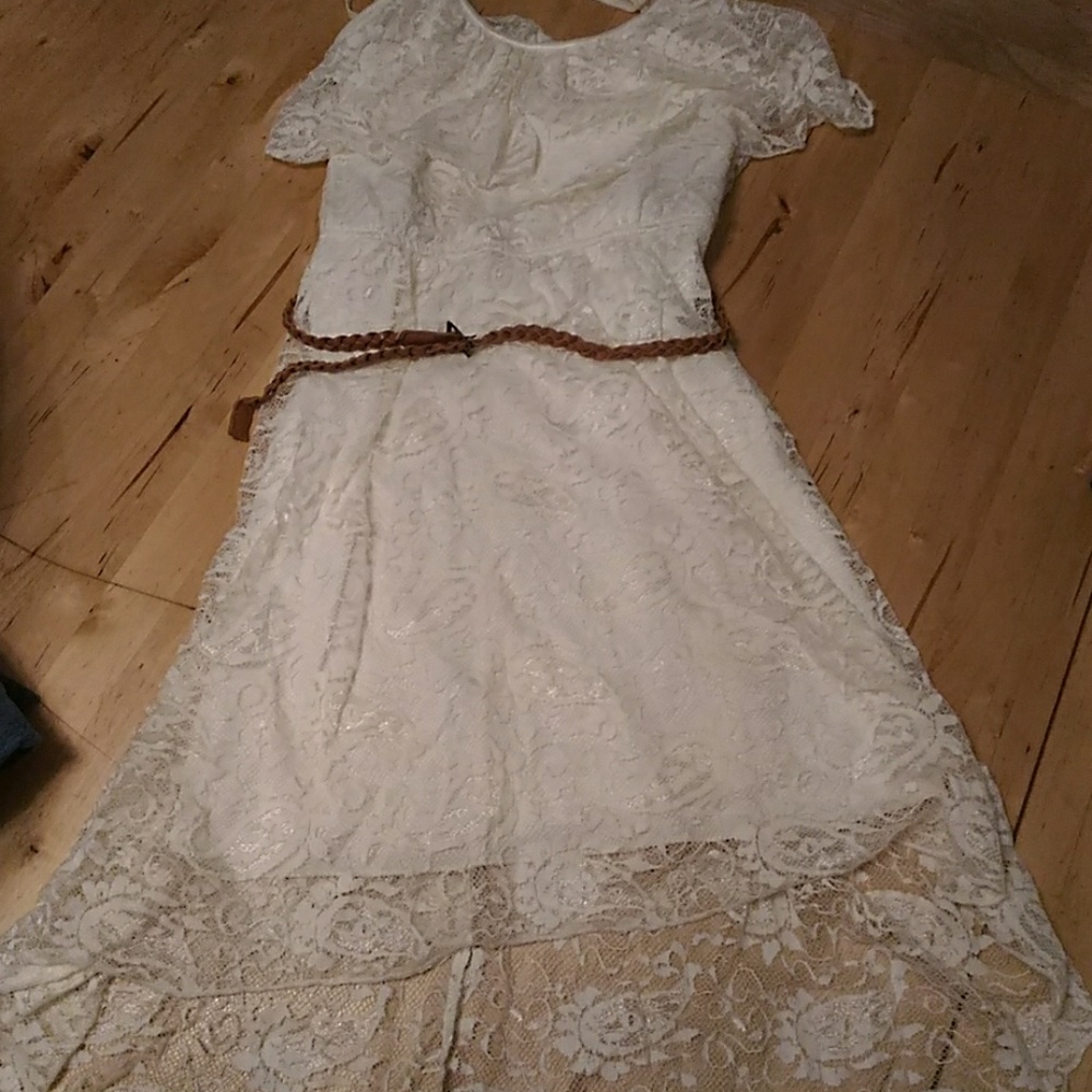 Love Reign lace dress Sz Small
